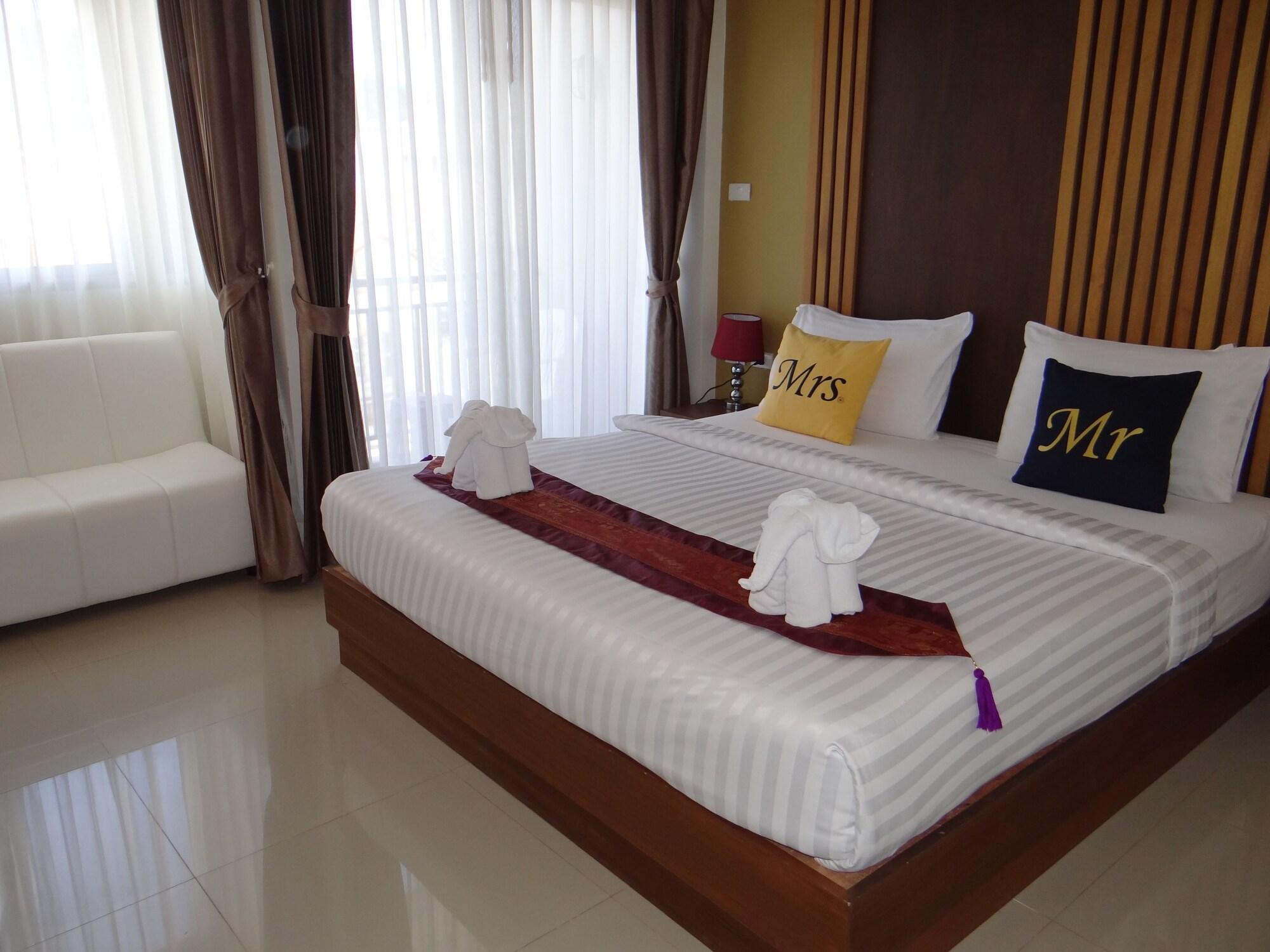 Tropical Sunset Hotel Patong Kültér fotó