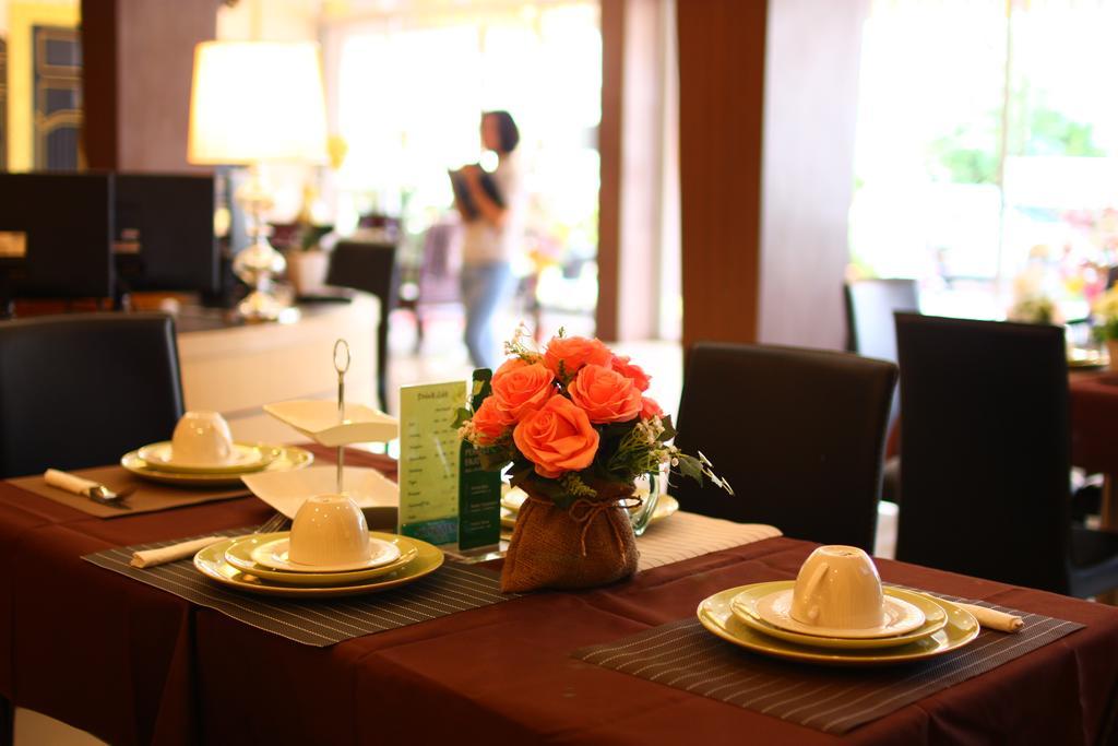 Tropical Sunset Hotel Patong Kültér fotó