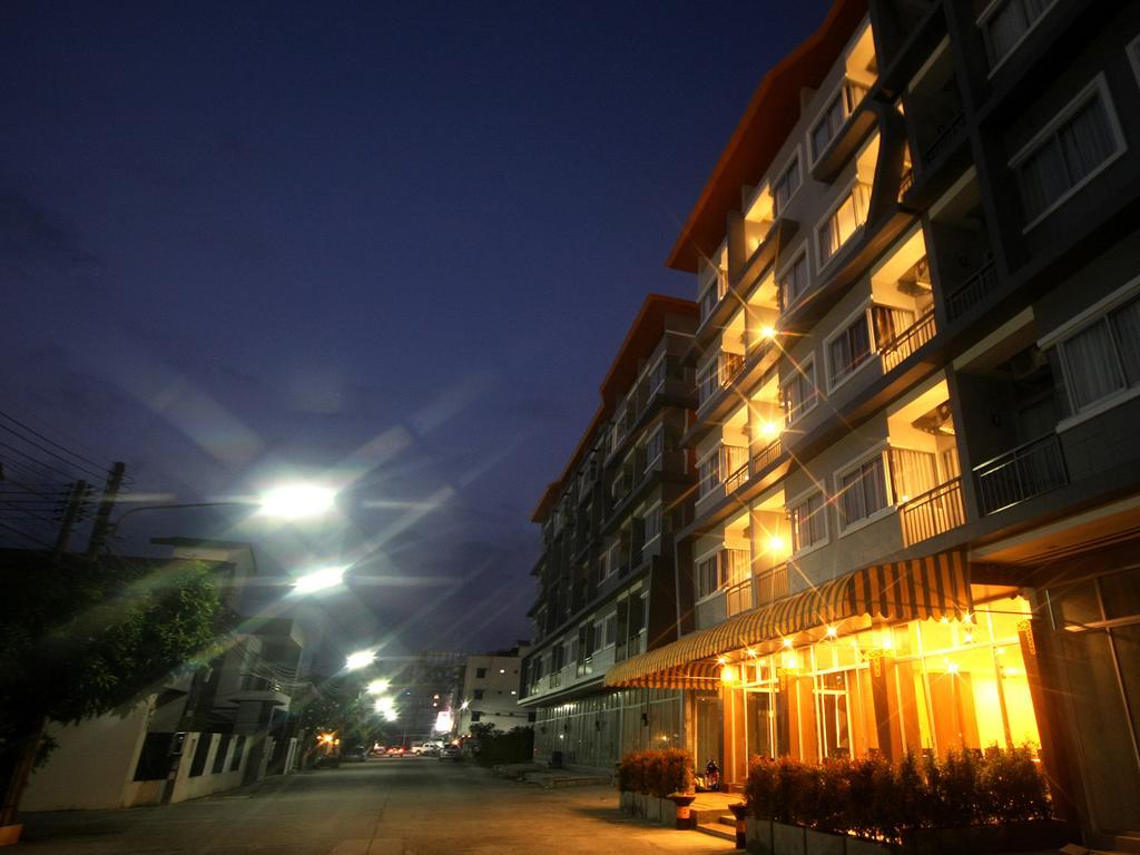 Tropical Sunset Hotel Patong Kültér fotó