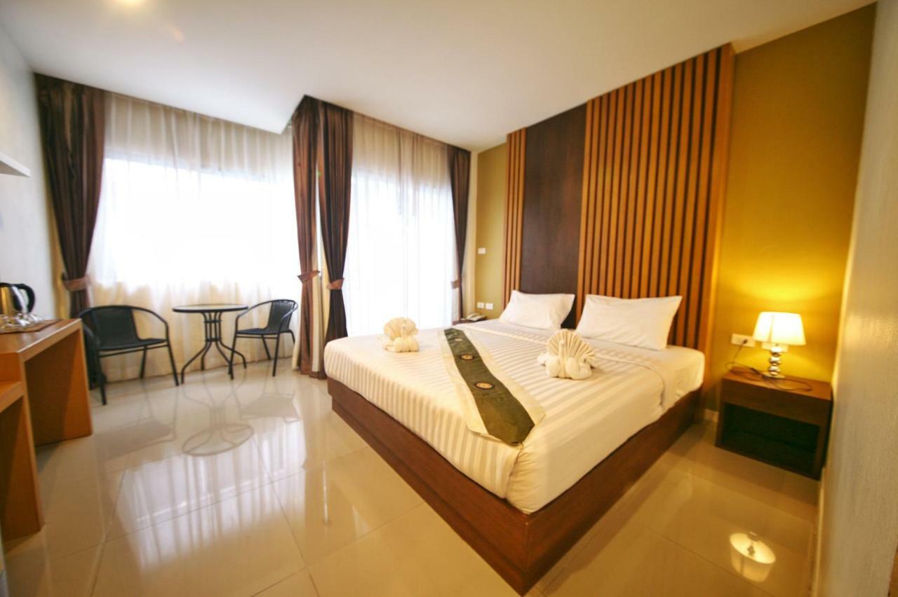 Tropical Sunset Hotel Patong Kültér fotó